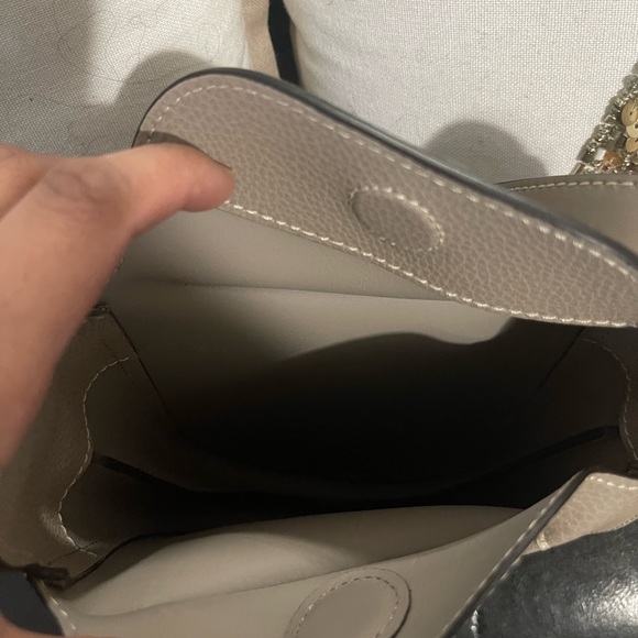 Chloé Darryl Long Crossbody - Picture 10 of 13